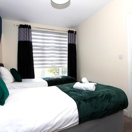 Luxury Hot Tub Entertainment Room Central Park Peterborough Luaran gambar
