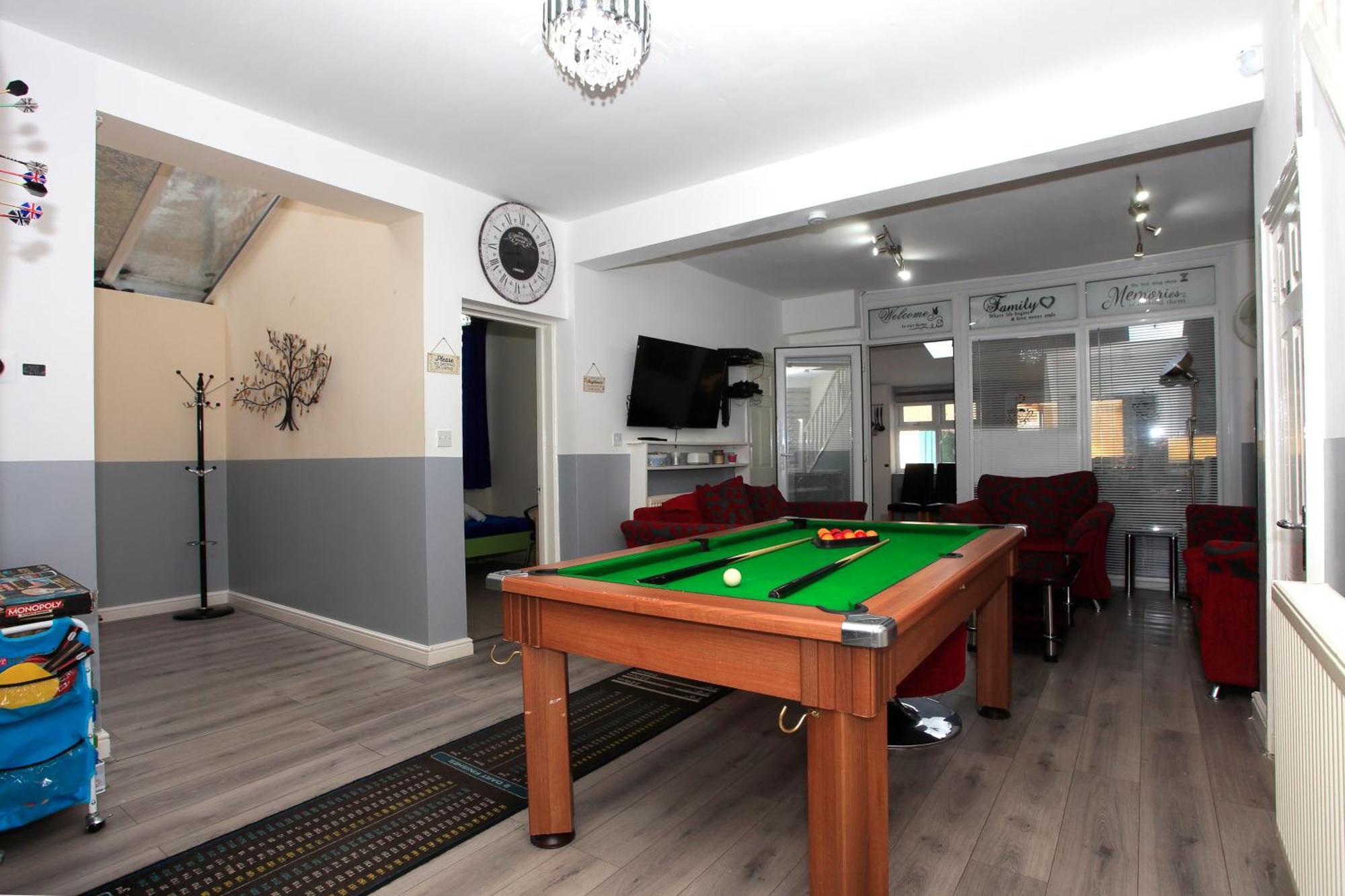 Luxury Hot Tub Entertainment Room Central Park Peterborough Luaran gambar