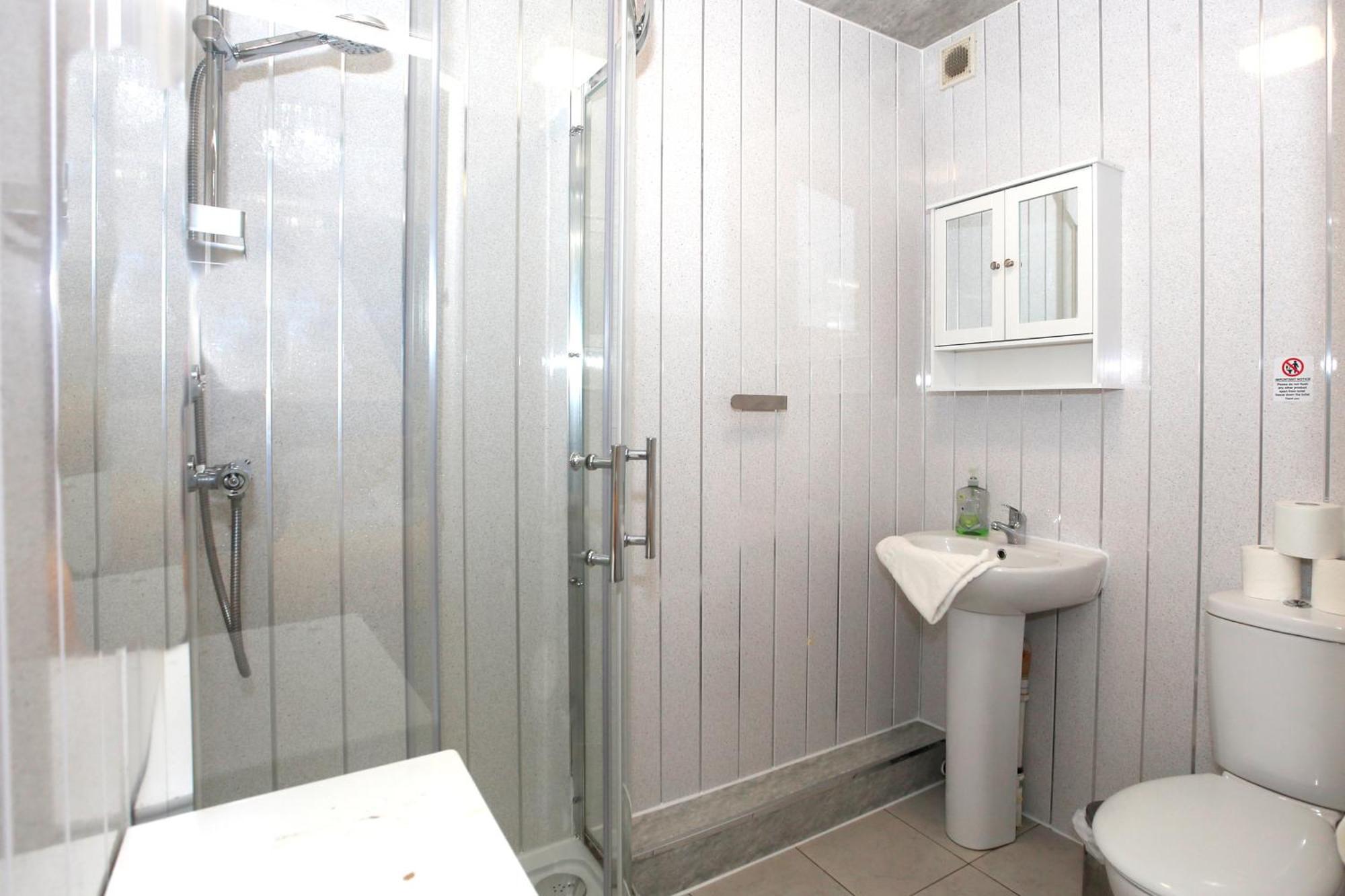 Luxury Hot Tub Entertainment Room Central Park Peterborough Luaran gambar